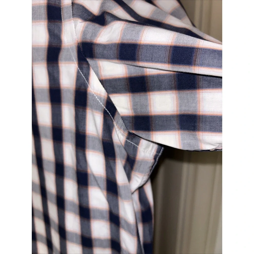Banana republic soft wash tailor slim fit XL men's LS blue and white plaid shirt